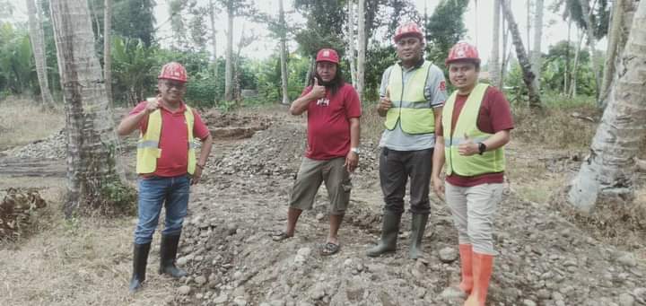 Peninjauan Lokasi Program Aspirasi H2M, PISEW Pembina Program Uyun Kunaefi Pangalima (UKP) bersama rombongan