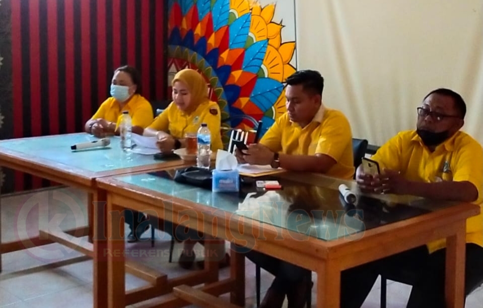 Pelaksanaan rapat DPD Golkar Boltim.