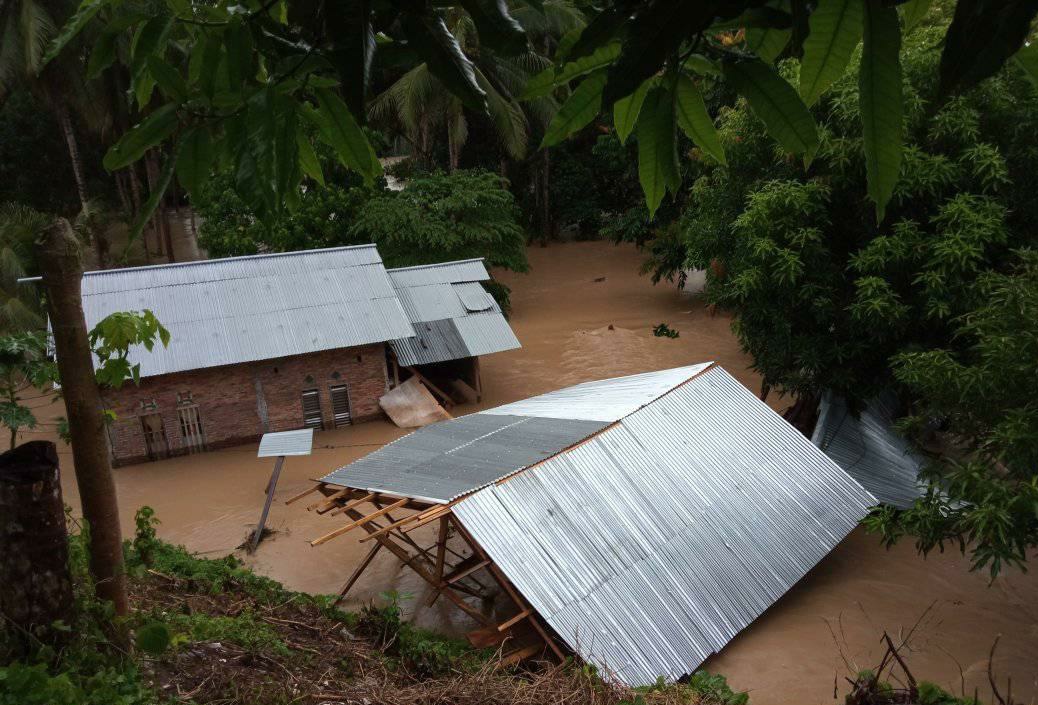 Kondisi Rumah Warga Akibat Banjir Sungai Lonsiu Motongkad Utara.