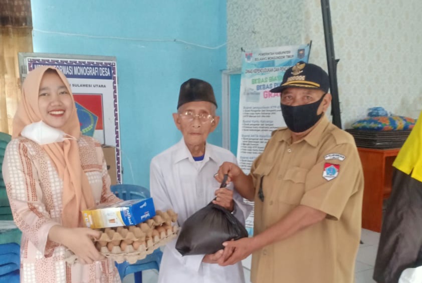 Penyaluran Sembako Pemdes Nuangan Satu.