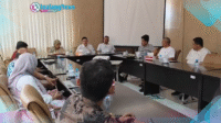 komisi ii dprd kota kotamobagu saat berkunjung di senra tomuo tou manado.