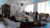 rapatPAD Rapat Evaluasi Pendapatan Asli Daerah (PAD) Kotamobagu yang di pimpin langusng Wakil Walikota Rendy Virgiawan Mangkat.