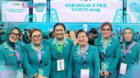 RAKERNAS TP-PKK SAMARINDA Ketua TP-PKK Bolsel, Ny. Selpian Kamaru saat mengikuti Rakernas X di Samarinda.