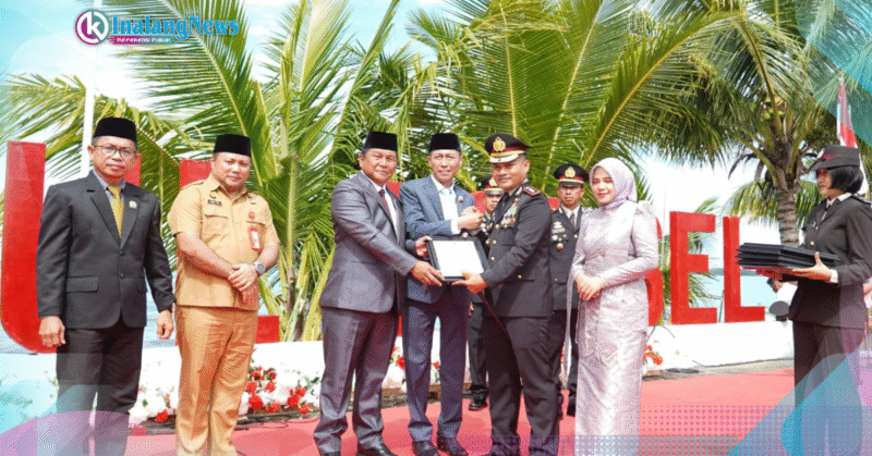 UpacaraHUTBhayangkara Bupati dan Wakil Bupati Bolsel momentum Upacara HUT Bhayangkara ke-79 Polres Bolsel.