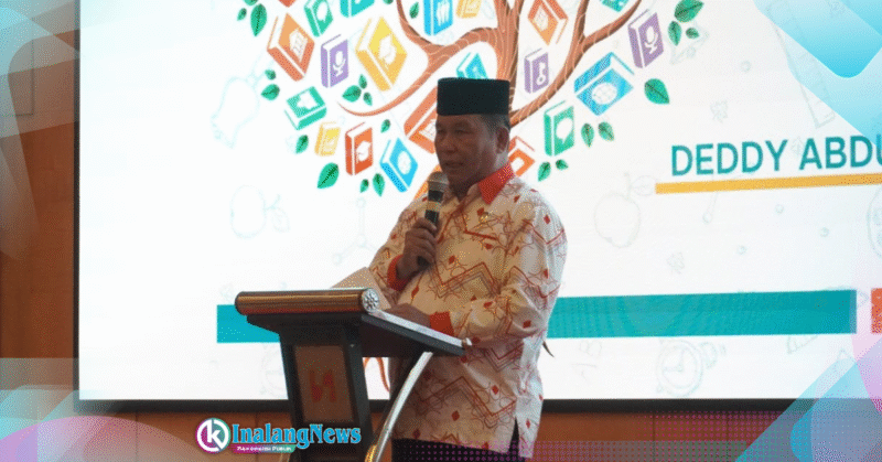 Wakil Bupati Bolsel, Dedd Abdul Hamid Wabup Deddy saat menhadiri sekaligus menutup Bimtek Peningkatan Kapasitas sangadi dan Perangkat Desa Bolsel.