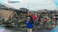 DSP saat di Lokasi Kebakaran Gogagoman Anggota DPRD Kotamobagu DSP tinjau lokasi kebakaran Gogagoman