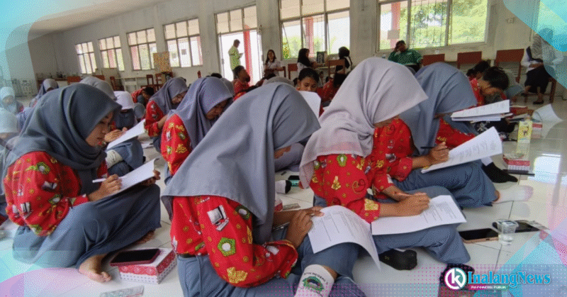 Para Siswi SMK 1 Kotabunan peserta Penyuluhan Gizi dan Kesehatan PT ASA