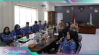 Rakor Mendageri Awali Rendy pimpin Rakor bersama Mendagri persiapan Nataru 2025-2026, lewat Zoom Meeting