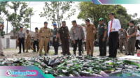 Pemusnahan Miras Kotamobagu Walikota dan Wakil Walikota Kotamobagu ikut musnahkan barang bukti miras atau minuman beralkohol