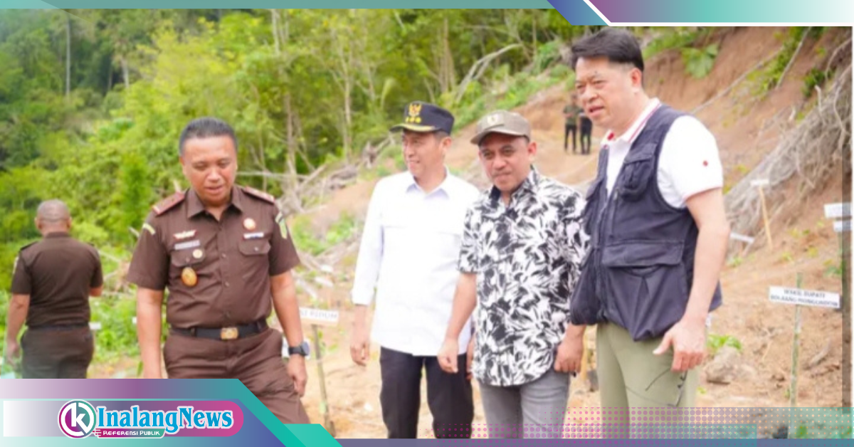 Bupati Iskandar ikut penanaman pohon di Desa Pusian